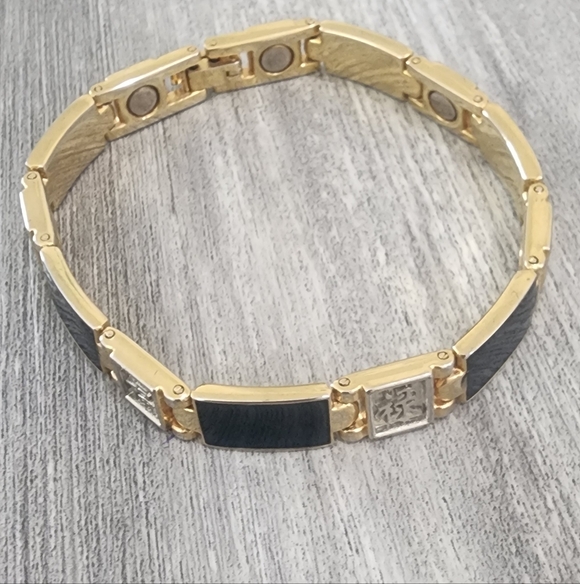 Jewelry - Elegant Gold Tone and Black Women's‎ Bracelet